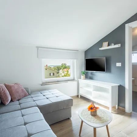 Radovan 2 Apartman *