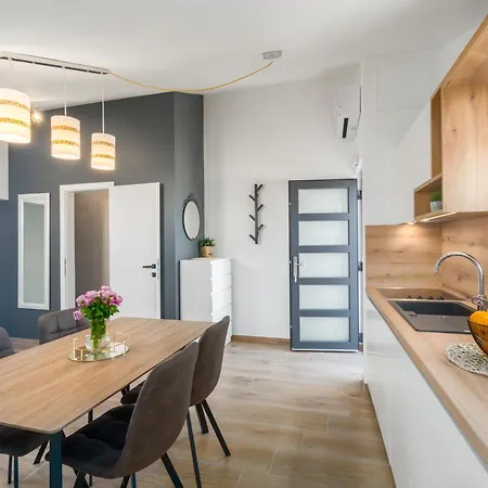 Radovan 2 Apartment *